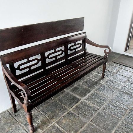 Ten30 Hikkaduwa Exteriör bild